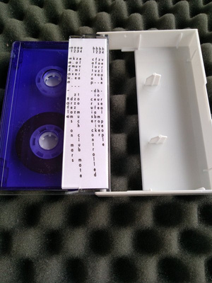 Laral Tapes 01