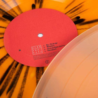 Alkopoligamia Prezentuje: Albo Inaczej (Limited Orange/Black Splatter Vinyl)