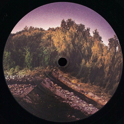 Momentz001