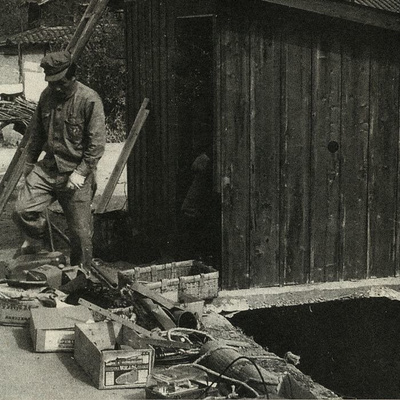 Sells His Record Collection