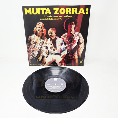 Muita Zorra! (...São Coisas Que Glorificam A Sensibilidade Atual)